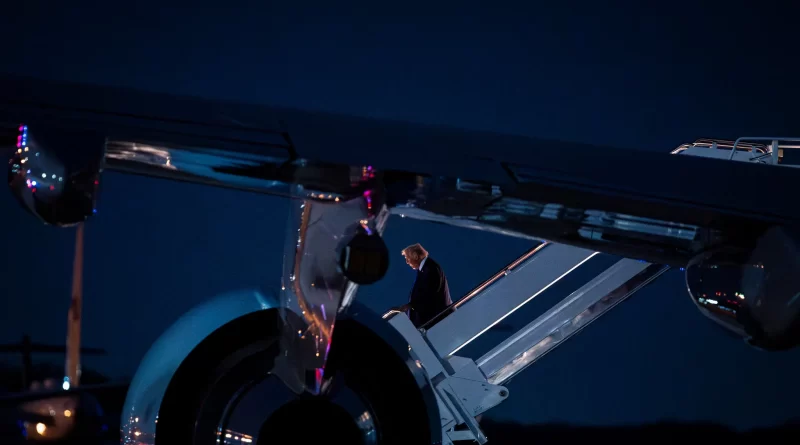 For Trump, a Promised Economic Boom Collides With the Costs of War