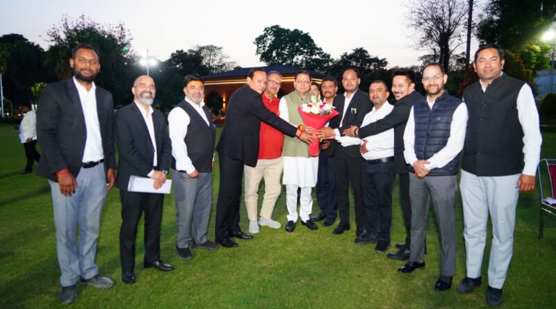 मुख्यमंत्री  धामी से बार एसोसिएशन देहरादून के प्रतिनिधिमंडल की शिष्टाचार भेंट
