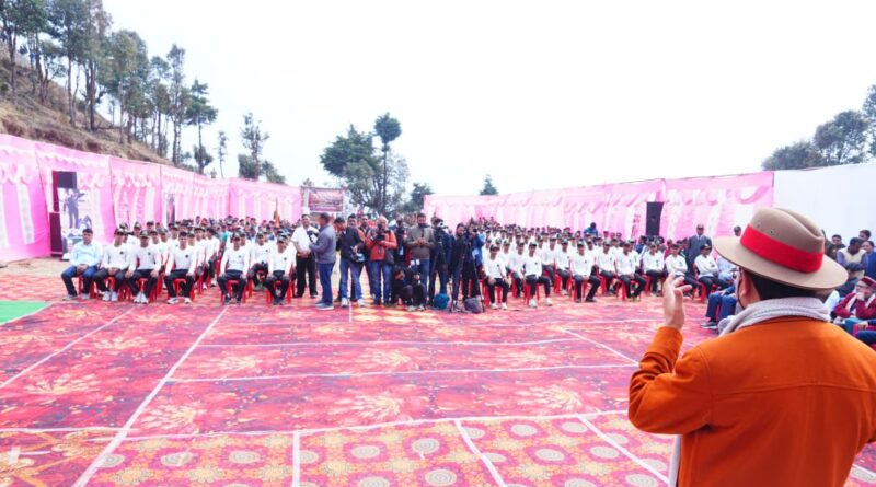 मुख्यमंत्री धामी ने भराड़ीसैंण में अग्निवीर कैडेट्स से किया संवाद