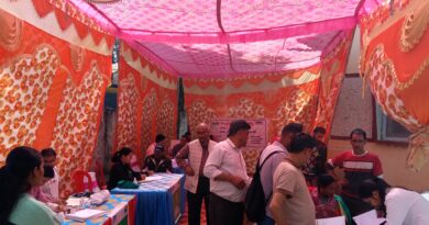 निशुल्क स्वास्थ्य शिविर में 100 लोगों की जांच, दवाइयां वितरित