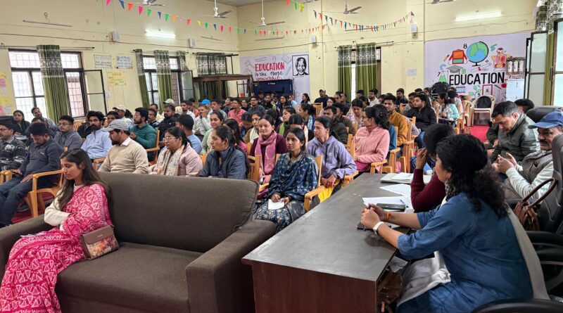 उल्लास साक्षरता कार्यक्रम की तैयारी को लेकर त्रैमासिक समीक्षा बैठक सम्पन्न