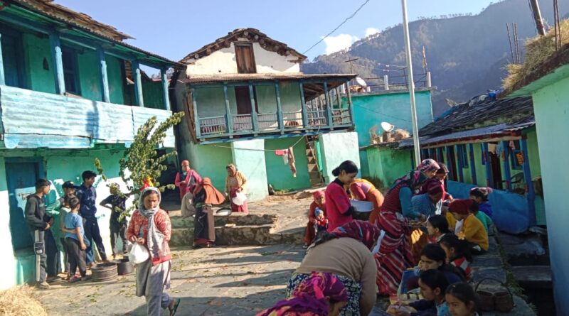 घोघा पूजा और प्रसाद वितरण के साथ सम्पन्न हुआ फूलदेई पर्व