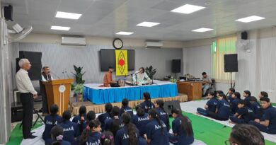 उस्ताद कमाल साबरी का सारंगी वादन दून पुस्तकालय में