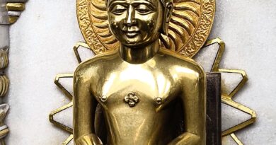 महावीर जयंती पर विशेष :   युद्ध के साए में महावीर स्वामी शांति की किरण