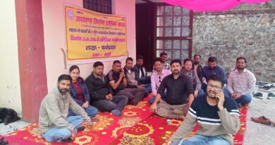 डिप्लोमा इंजीनियर्स की हड़ताल छठे दिन भी जारी, ठेकेदार संघों का समर्थन मिला