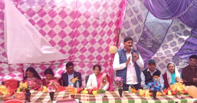 प्रधानाध्यापिका विछना रौथाण को भावभीनी विदाई, ग्रामीणों ने ढोल-नगाड़ों के साथ दी सम्मानपूर्ण विदाई