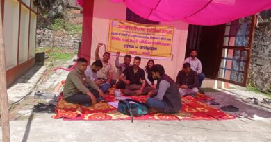 डिप्लोमा इंजीनियरों का आंदोलन नौवें दिन भी जारी