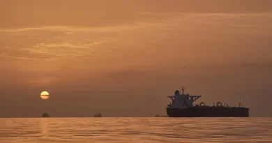 Iran War Live Updates: Iran’s Military Says It Has Reimposed ‘Strict Control’ of Strait of Hormuz