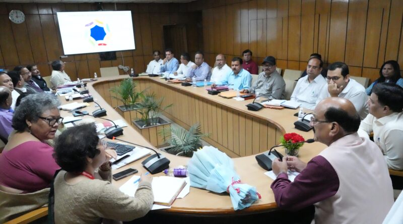 स्वास्थ्य मंत्री उनियाल ने दिए  चारधाम यात्रा में व्यवस्थाओं  को चाक चौबंद रखने के निर्देश