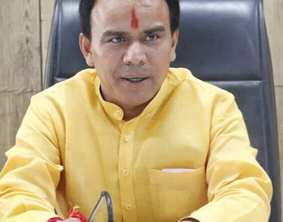 नया शैक्षिक सत्र शुरू :  शिक्षा मंत्री बोले एक सप्ताह में सभी स्कूलों तक पहुंचेंगी पाठ्यपुस्तकें