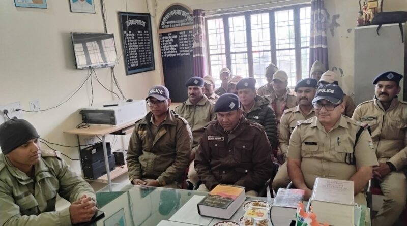 पोखरी थाने का अर्द्धवार्षिक निरीक्षण, व्यवस्थाओं का सीओ ने लिया जायजा