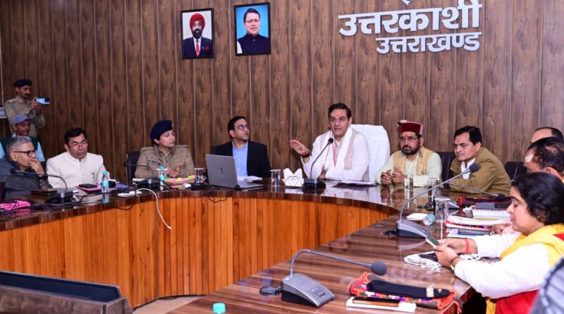 चारधाम यात्रा से पहले सड़कों के सुधारीकरण के निर्देश, डामटा बैरियर हटेगा