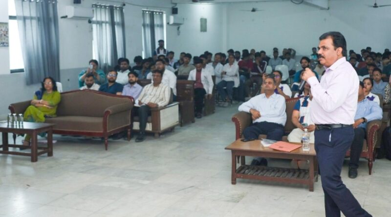 मानव को प्रतिदिन आते हैं 70 हजार विचार : विशेषज्ञ