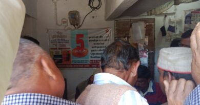 पोखरी क्षेत्र में रसोई गैस संकट गहराया, एजेंसी में उमड़ी भीड़