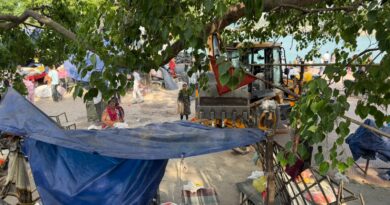 कुंभ और चारधाम यात्रा की तैयारियां तेज, पंतद्वीप क्षेत्र में अतिक्रमण हटाया