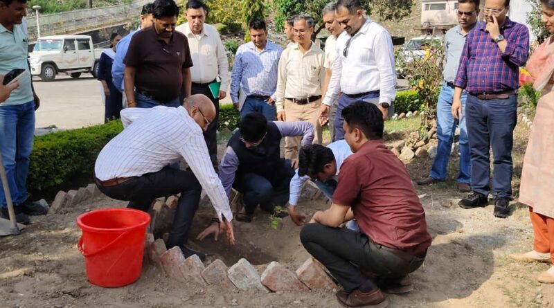 यूजेवीएन  के एमडी अजय कुमार ने किया ढकरानी विद्युत गृह के आर.एम.यू. कार्यों का निरीक्षण