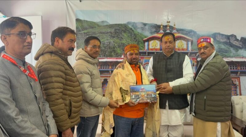 उद्योगपति महेंद्र शर्मा ने बदरीनाथ-केदारनाथ मंदिर समिति को ₹1.01 करोड़ का दान दिया