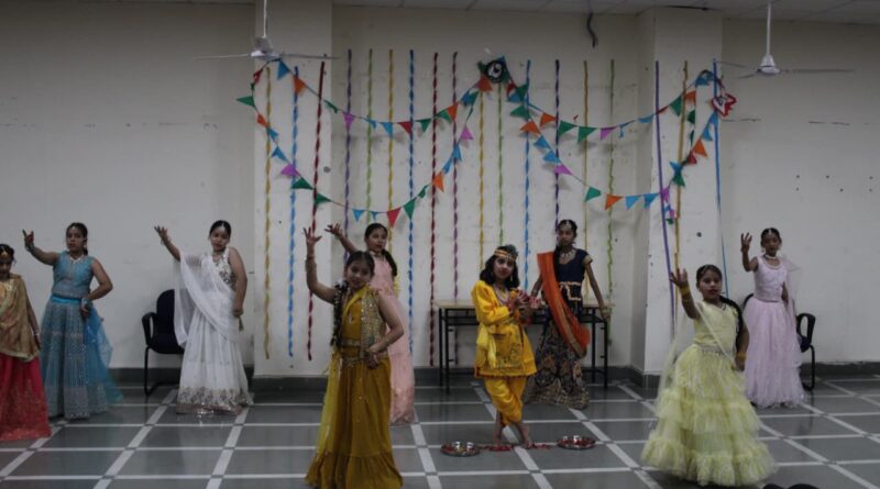 दून विश्वविद्यालय : नाट्य समारोह में बाल कलाकारों ने बिखेरा जलवा