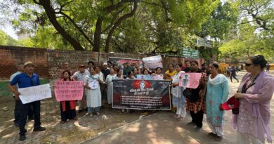 अंकिता भंडारी को न्याय और वीआईपी आरोपियों की गिरफ्तारी की मांग को लेकर जंतर-मंतर पर प्रदर्शन