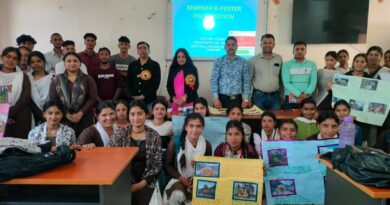 इतिहास विभाग की शैक्षणिक प्रतियोगिताओं में छात्रों ने दिखाई प्रतिभा