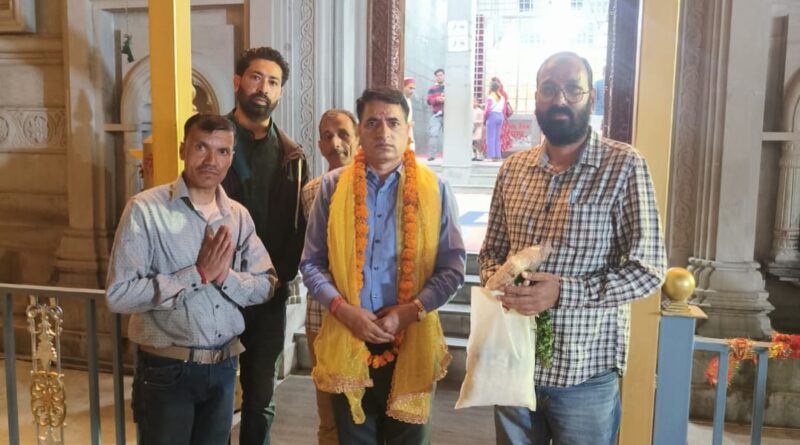 ज्योतिर्मठ पहुंचकर बीकेटीसी के नव नियुक्त सीईओ ने किए भगवान नृसिंह के दर्शन