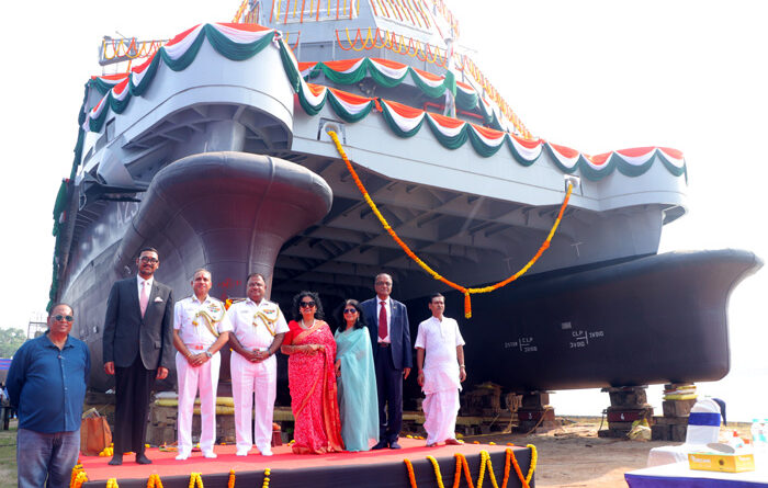 डाइविंग सपोर्ट क्राफ्ट परियोजना के चौथे जहाज़ डीएससी ए 23 (यार्ड 328) को नौसेना में शामिल किया गया