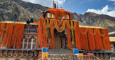 बद्रीनाथ धाम के कपाट गुरुवार को प्रातः 6 बजकर 15 मिनट पर खुलेंगे