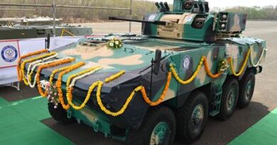 रक्षा अनुसंधान एवं विकास संगठन ने उन्नत बख्तरबंद वाहनों (ट्रैक्ड और व्हील्ड) का अनावरण किया