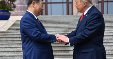 Trump’s and Xi’s Body Language at the Summit Mirrored Their Styles