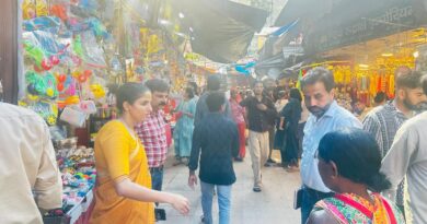 मेलाधिकारी ने मनसा देवी मार्ग सहित हरकीपैड़ी से ललतारौ पुल तक गलियों के सुधार एवं सौंदर्यीकरण कार्यों का किया निरीक्षण*