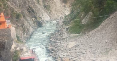 बद्रीनाथ मार्ग पर विष्णुप्रयाग झूला पुल निर्माण में देरी से बढ़ी चिंता