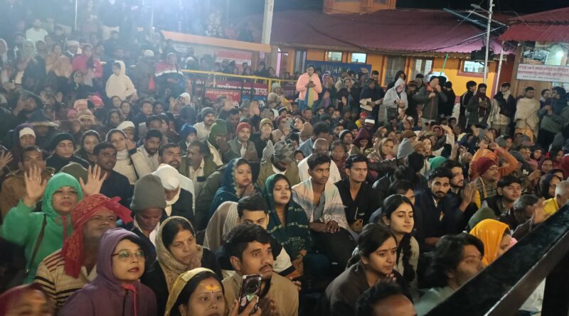 यमुनोत्री एवं गंगोत्री धाम में श्रद्धालुओं की संख्या पहुंची 5 लाख के पार यमुनोत्री एवं गंगोत्री धाम में श्रद्धालुओं की संख्या पहुंची 5 लाख के पार