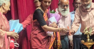 नाटक समीक्षा : अपनी ही जिंदगी से दुबारा मुलाक़ात (A Life lived was Revisited)