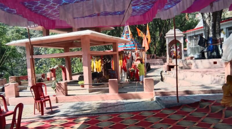 सिद्ध पीठ बामेश्वर शिवालय में अखंड रामायण पाठ, उमड़ी श्रद्धालुओं की भीड़