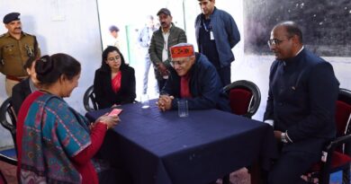 मुख्य चुनाव आयुक्त ने हर्षिल में बीएलओ मिंटो देवी के काम को सराहा, कहा— पूरे देश के लिए प्रेरणा।