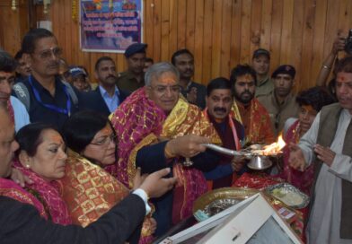 उत्तरकाशी भ्रमण के दूसरे दिन मुख्य चुनाव आयुक्त ज्ञानेश कुमार ने यमुनोत्री धाम में किए दर्शन