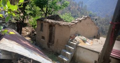पोखरी में आंधी-तूफान से दो मकानों की टिन उड़ी, ग्रामीण क्षेत्रों में नुकसान पोखरी में आंधी-तूफान से दो मकानों की टिन उड़ी, ग्रामीण क्षेत्रों में नुकसान
