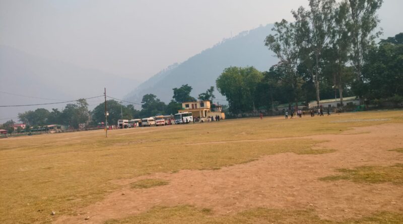 महिला यात्री की गौचर में बस से कुचलने से मौत