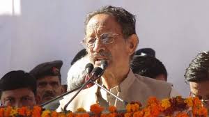 जनरल खण्डूड़ी, राजनीति के दलदल का कमल