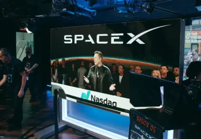 Elon Musk Becomes World’s First Trillionaire as SpaceX Starts Trading Elon Musk Becomes World’s First Trillionaire as SpaceX Starts Trading