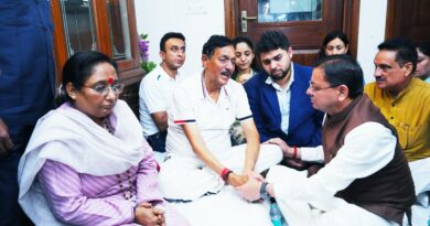 मुख्यमंत्री  धामी ने दिवंगत जसपाल राणा के आवास पहुंचकर व्यक्त की शोक संवेदना