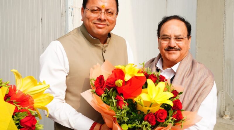 मुख्यमंत्री  धामी ने जौलीग्रांट एयरपोर्ट पर केन्द्रीय मंत्री  नड्डा का  स्वागत किया