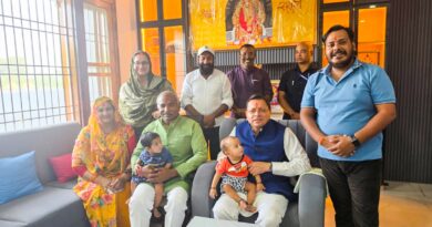 गदरपुर में असंतुष्ट विधायकअरविंद पांडेय के आवास पहुंचे मुख्यमंत्री धामी गदरपुर में असंतुष्ट विधायकअरविंद पांडेय के आवास पहुंचे मुख्यमंत्री धामी