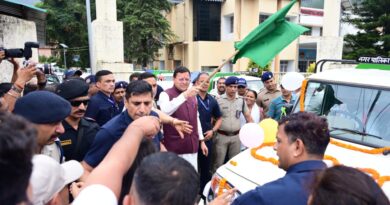 भीमताल नगर पालिका को मिले पांच नए कूड़ा वाहन
