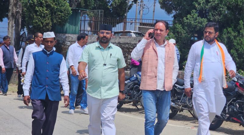राहुल गांधी के पौड़ी नहीं पहुंचने पर कांग्रेस ने उठाए सवाल, नागरिक उड्डयन विभाग पर लगाए आरोप