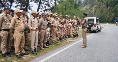 निहंगों के उत्पात के बाद ग्वालदम बॉर्डर पर बढ़ाई गई सुरक्षा, पुलिस और आईटीबीपी के जवान तैनात