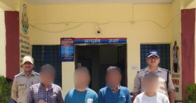 पोखरी में ऑपरेशन प्रहार के तहत चार युवकों का चालान