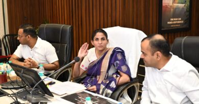 अर्ध कुम्भ मेलाधिकारी ने एनएच के कार्यों की समीक्षा कर काम की गति बढ़ाने के दिए निर्देश