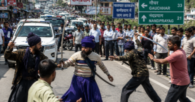 कर्णप्रयाग में निहंगों का तांडव, तलवारों से चार लोग घायल; विरोध में बदरीनाथ हाईवे तीन घंटे जाम