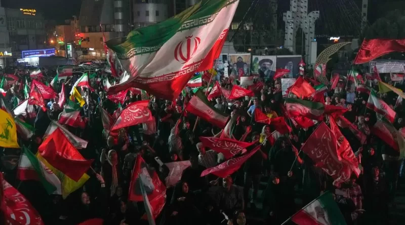 Iran War Live Updates: Fighting Intensifies With Strikes on Critical Infrastructure Iran War Live Updates: Fighting Intensifies With Strikes on Critical Infrastructure